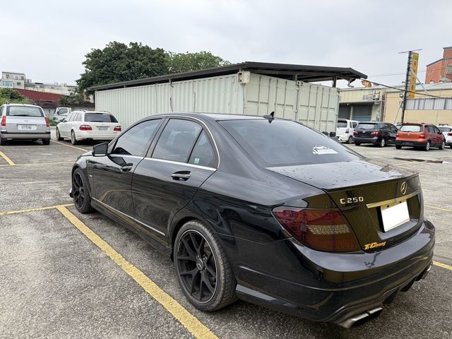 M-BENZ賓士 C250  第2張相片
