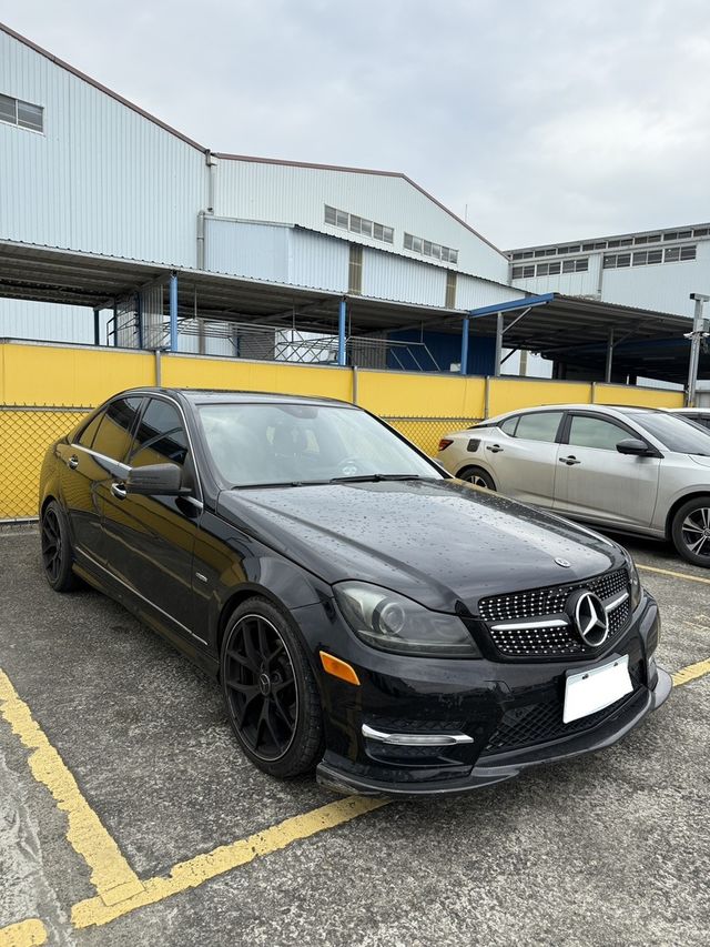 M-BENZ賓士 C250  第5張相片