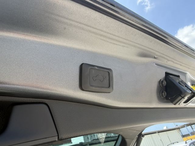TOYOTA豐田 RAV4  第10張相片