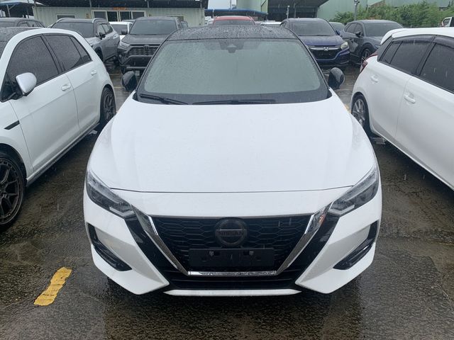 NISSAN日產 SENTRA  第3張相片