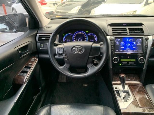 TOYOTA豐田 CAMRY HYBRID  第5張相片