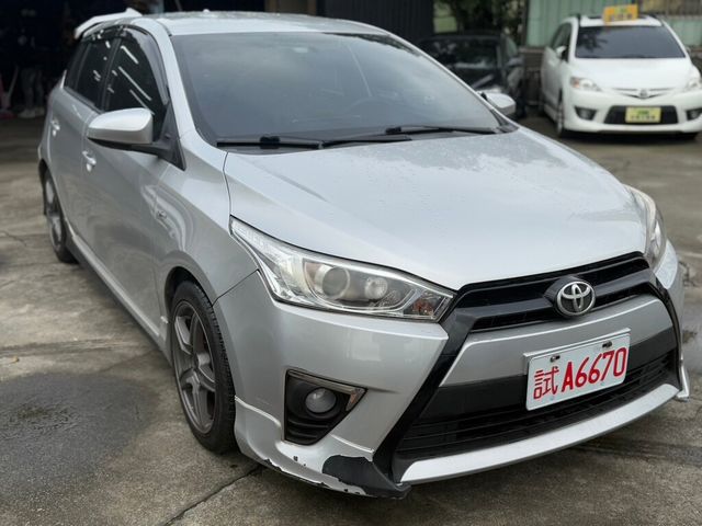 TOYOTA豐田 YARIS  第2張相片