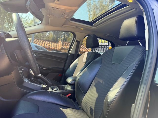 FORD福特 FOCUS  第6張相片