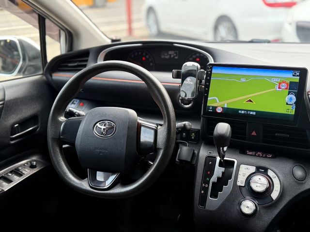 TOYOTA豐田 SIENTA  第5張相片
