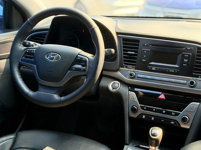 HYUNDAI現代 ELANTRA  第5張相片