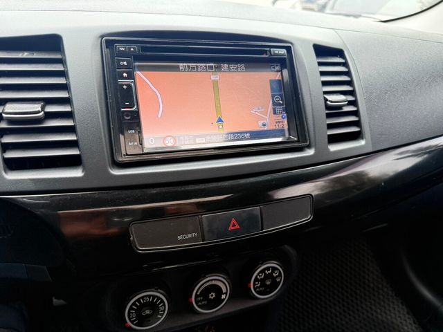 MITSUBISHI三菱 LANCER FORTIS  第10張相片