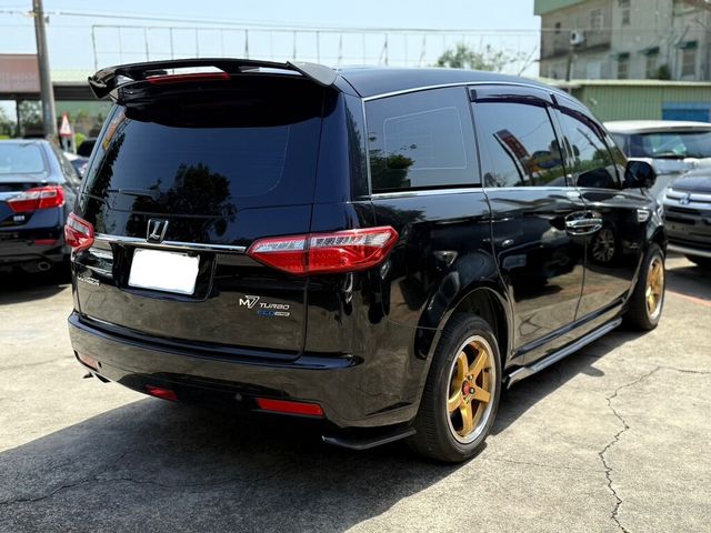 LUXGEN納智捷 M7 TURBO  第3張相片