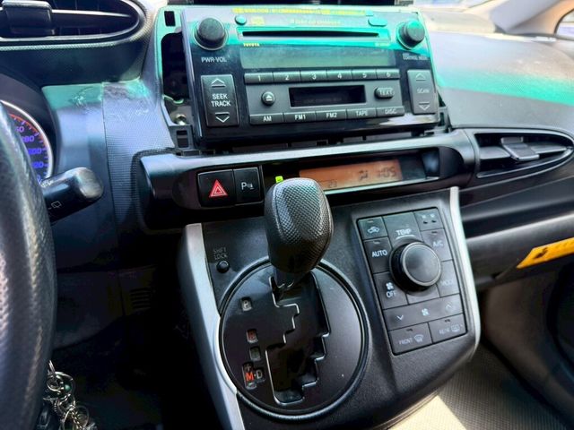 TOYOTA豐田 WISH  第8張相片
