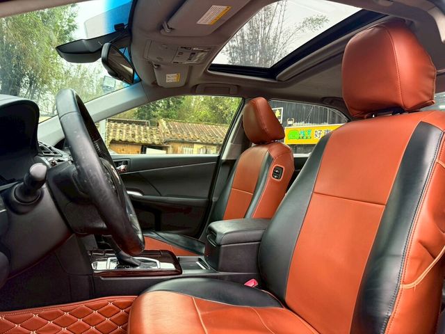 TOYOTA豐田 CAMRY HYBRID  第6張相片