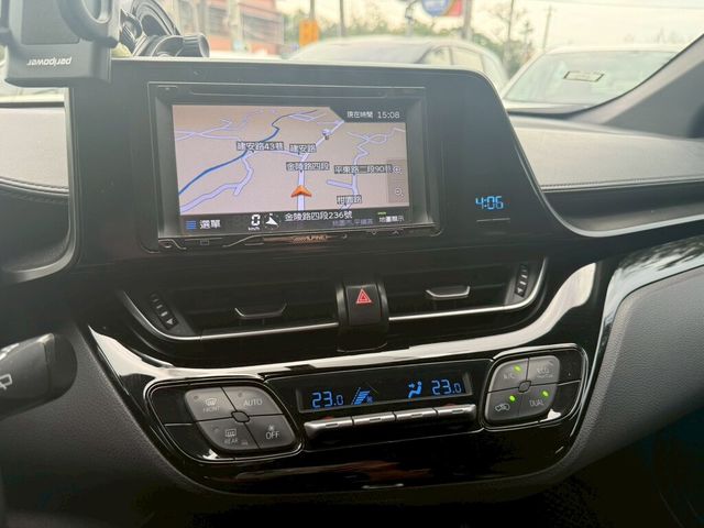 TOYOTA豐田 C-HR  第9張相片