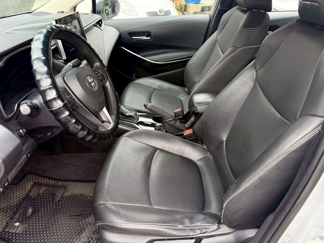 TOYOTA豐田 COROLLA ALTIS HYBRID  第6張相片