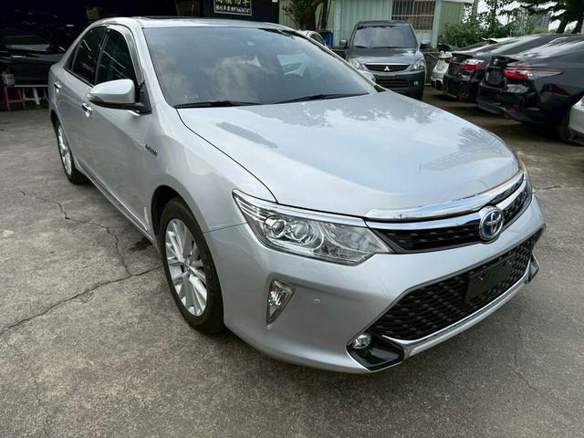 TOYOTA豐田 CAMRY HYBRID  第2張相片