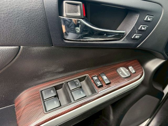 TOYOTA豐田 CAMRY HYBRID  第9張相片