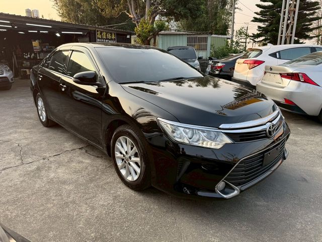 TOYOTA豐田 CAMRY  第2張相片