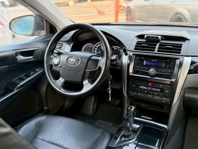 TOYOTA豐田 CAMRY  第5張相片
