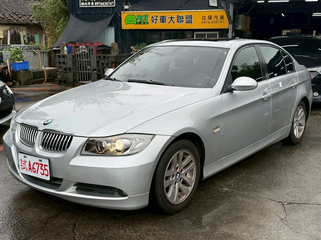 BMW寶馬 320I SEDAN ZA  第1張相片