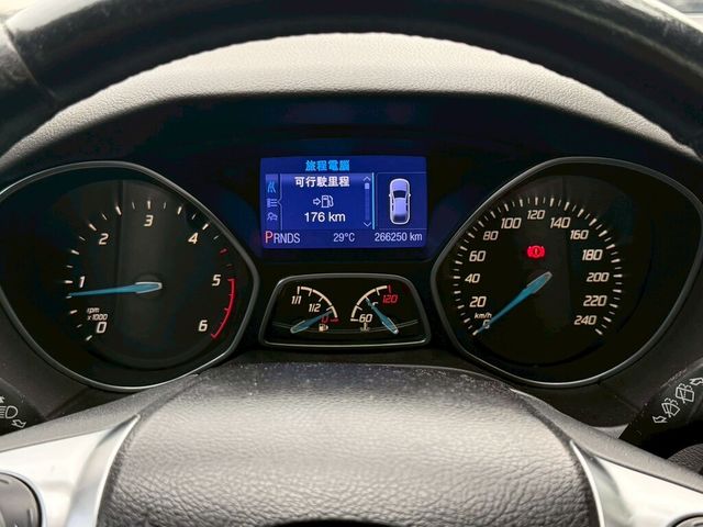 FORD福特 FOCUS  第8張相片