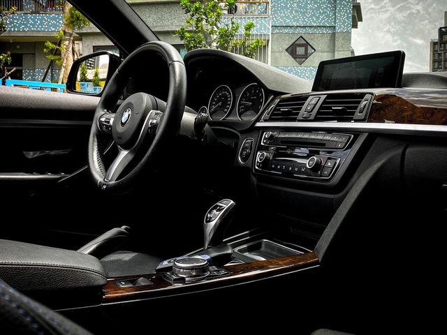 2015 BMW 435i 敞篷  第12張相片