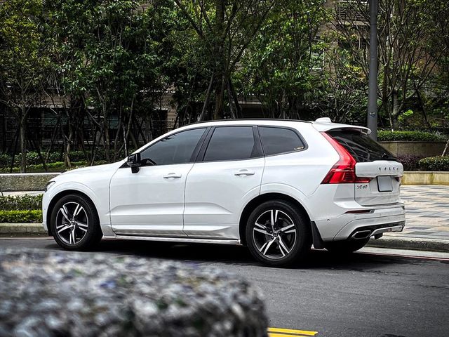 2020 VOLVO XC60  第3張相片