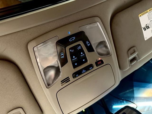 LIMITED版/雙前座電動座椅/JBL音響/定速系統/雙前座通風座椅/方向盤加熱  第13張相片