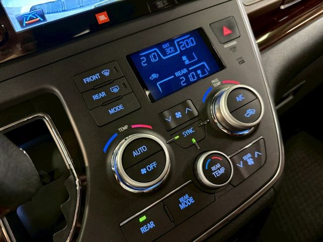LIMITED版/雙前座電動座椅/JBL音響/定速系統/雙前座通風座椅/方向盤加熱  第16張相片