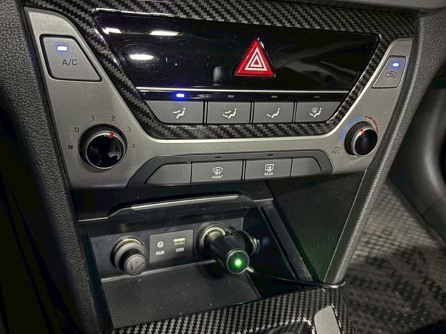空力套件/方向盤音量控制/定速/頭燈水平調整/電折後照鏡/循跡防滑  第11張相片