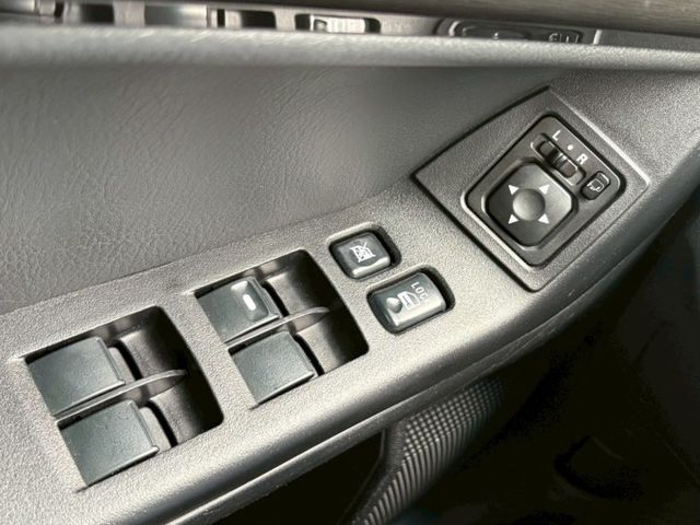 八核心安卓機/carplay/摸門解鎖/天窗/換檔撥片/電折後照鏡  第15張相片