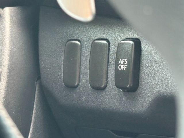 八核心安卓機/carplay/摸門解鎖/天窗/換檔撥片/電折後照鏡  第16張相片