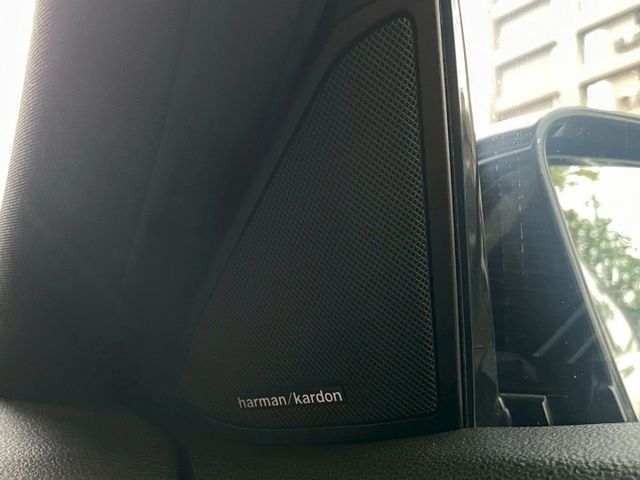 全景天窗/電動尾門/雙區恆溫空調/電動座椅/電動方向盤/方向盤控控/AMG套件  第14張相片