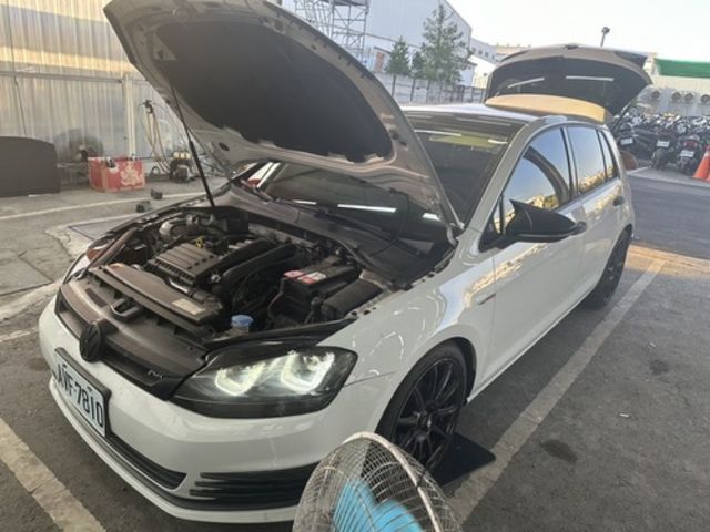 Volkswagen 福斯 GOLF  第1張相片