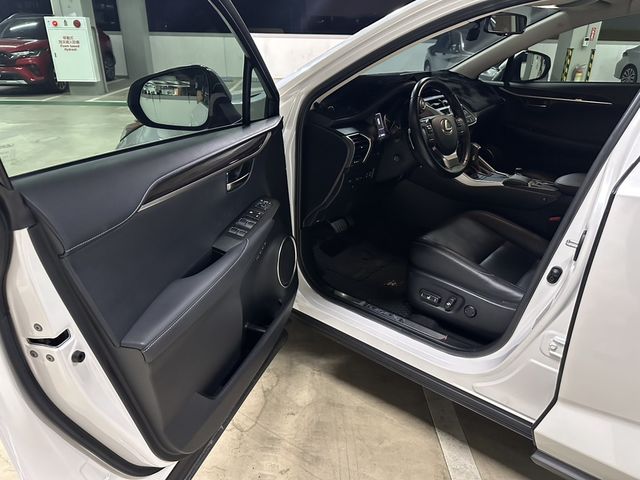 LEXUS凌志 NX300  第11張相片