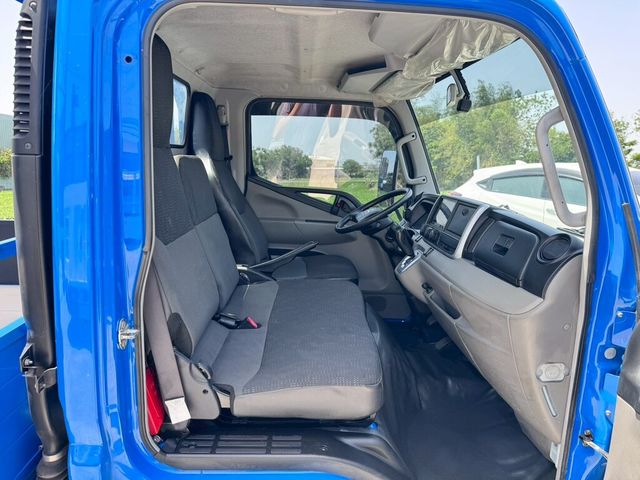 MITSUBISHI三菱 CANTER  第6張相片