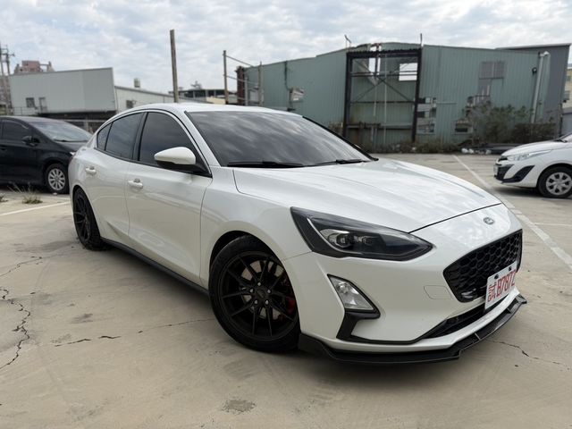 FORD福特 FOCUS  第7張相片
