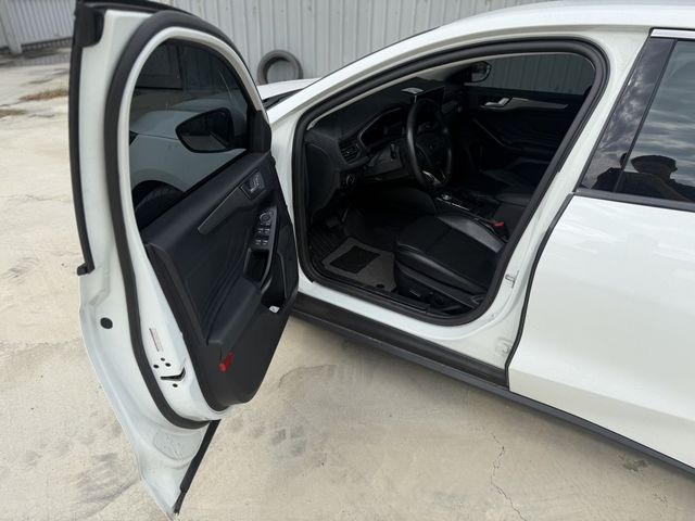 FORD福特 FOCUS  第8張相片