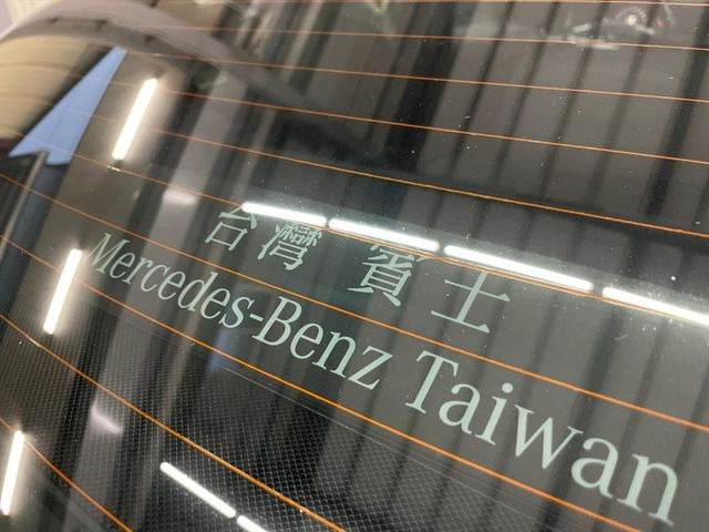 BENZ W204 C180  第8張相片