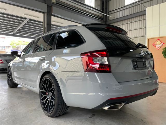 OCTAVIA COMBI RS  第6張相片
