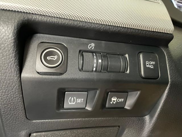 SUBARU LEVORG 2.0  第19張相片