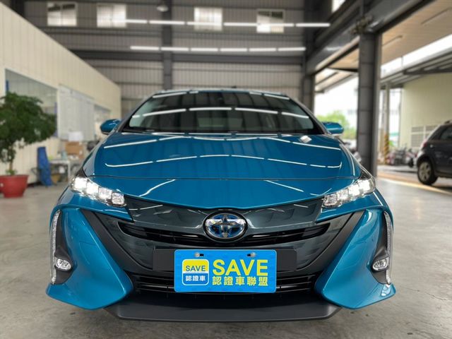 TOYOTA PRIUS PHV  第2張相片