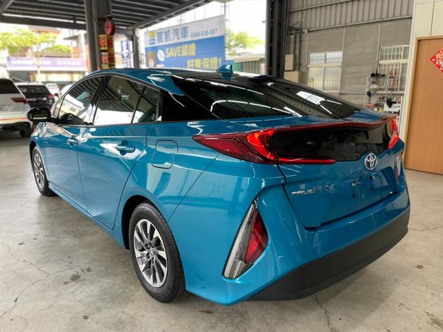TOYOTA PRIUS PHV  第5張相片