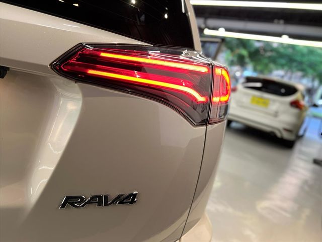 【鋐基汽車】TOYOTA RAV4  第8張相片