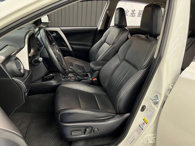 【鋐基汽車】TOYOTA RAV4  第12張相片