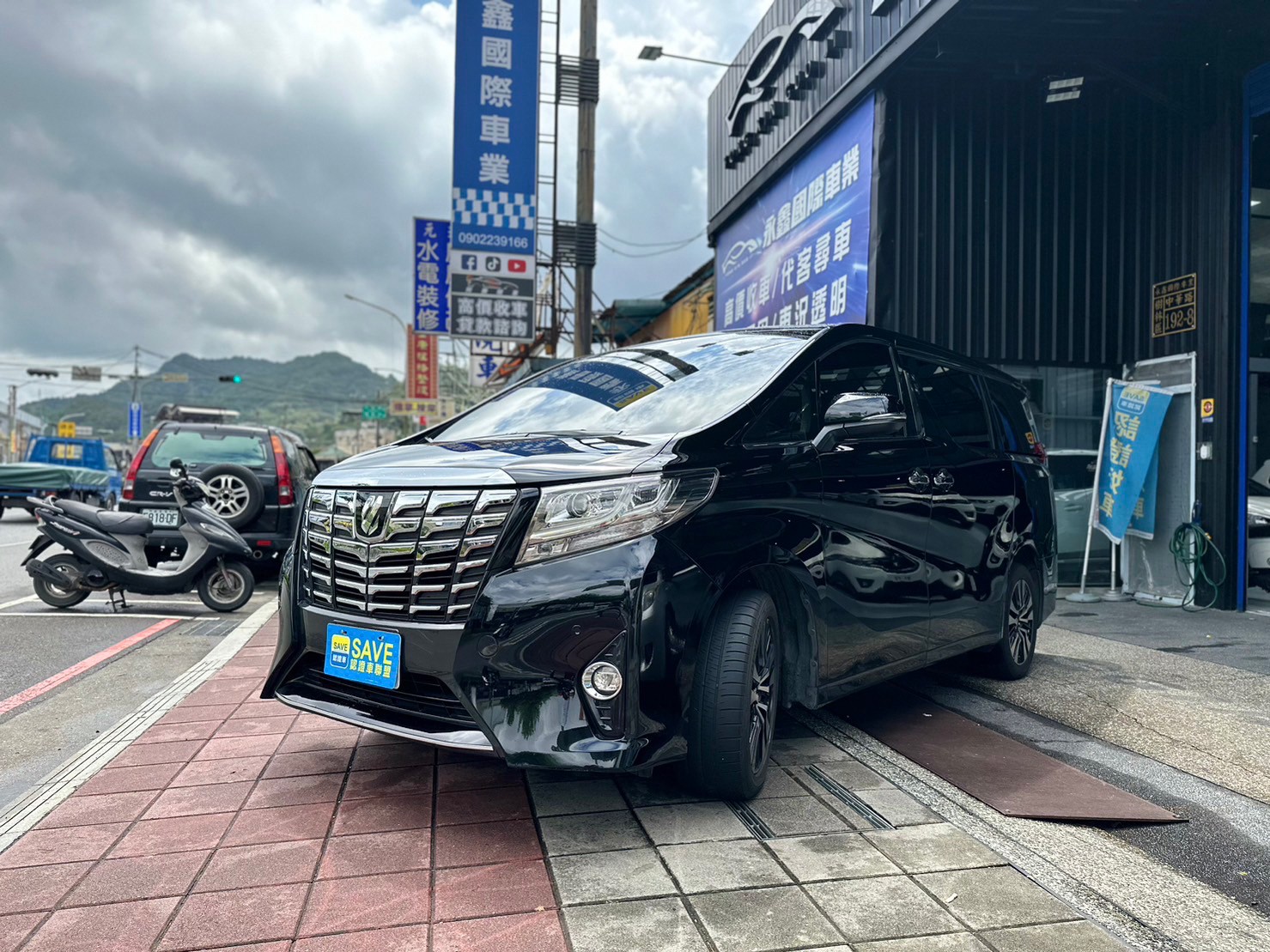 2015 Toyota Alphard 阿爾法 黑  第1張相片