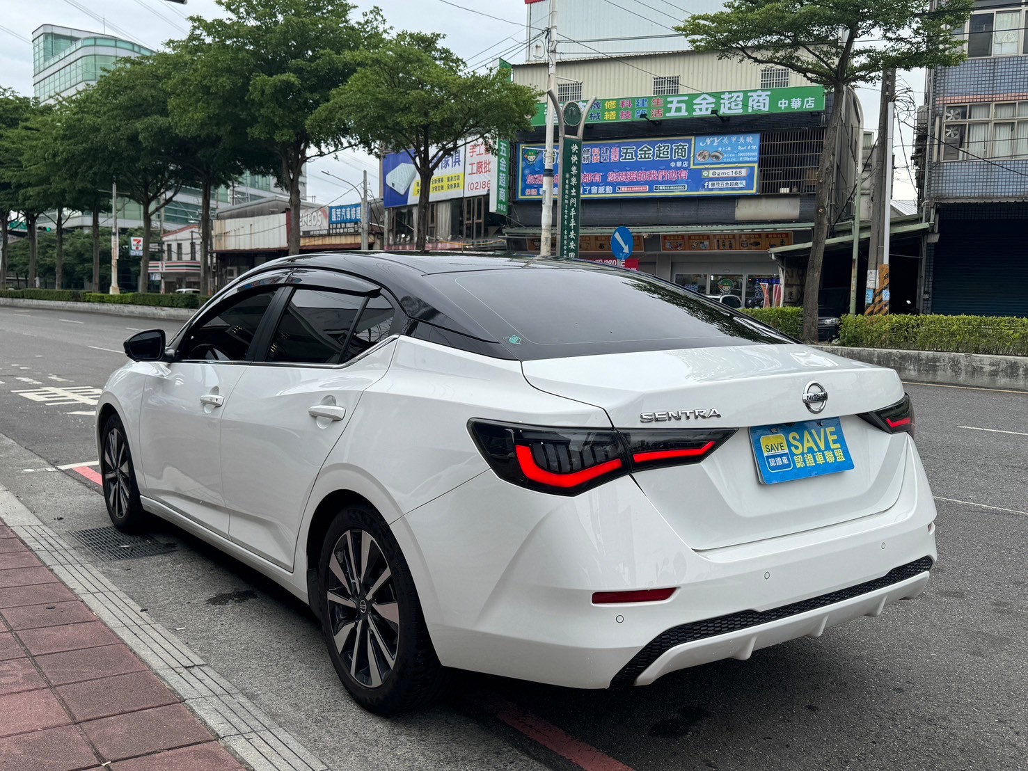 2021 SENTRA 尊爵智駕版 經濟實惠便宜又大碗  第3張相片