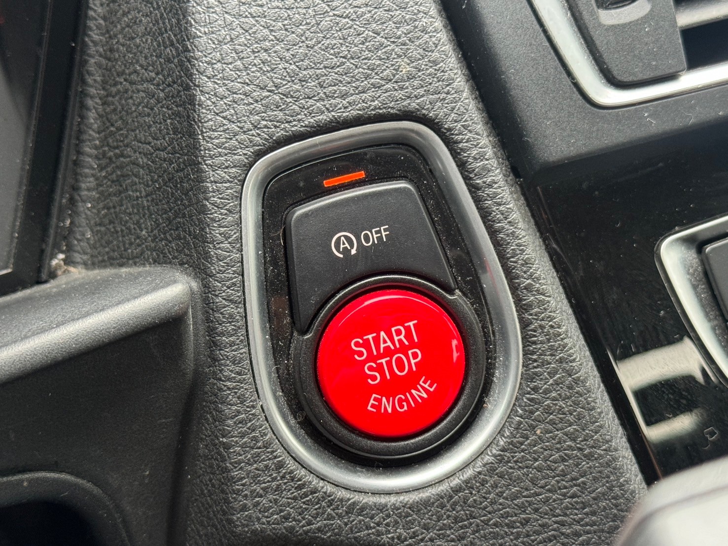 2015 BMW 220I M2外觀都幫你改好了  第9張相片