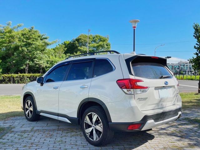 SUBARU FORESTER  第4張相片