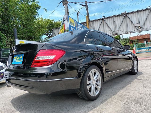 M-BENZ C200  第3張相片