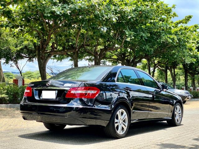 2010年 BENZ E200 CGI  第6張相片