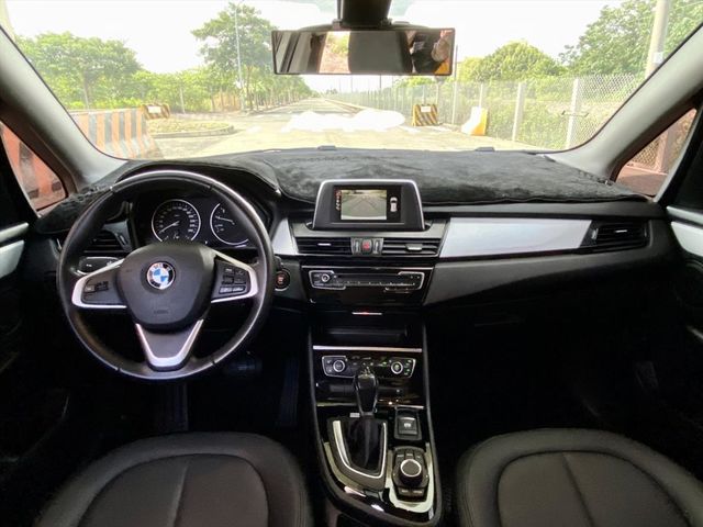 2015年 BMW 218i  第10張相片