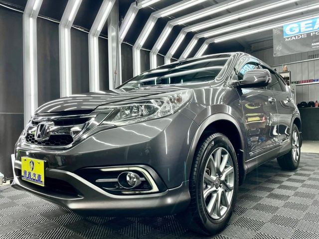 CRV2.4 VTI-S四輪驅動  第1張相片