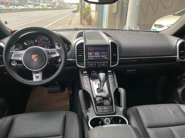 3.6L自然進氣,全車原鈑,已認證  第5張相片